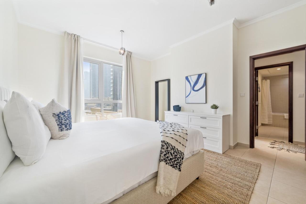 Stylish Apartment With Partial Burj Khalifa View Dubaj Zewnętrze zdjęcie