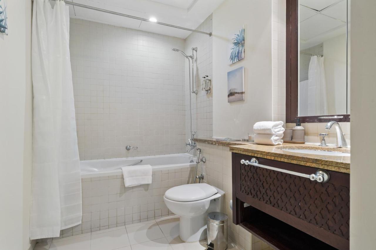 Stylish Apartment With Partial Burj Khalifa View Dubaj Zewnętrze zdjęcie