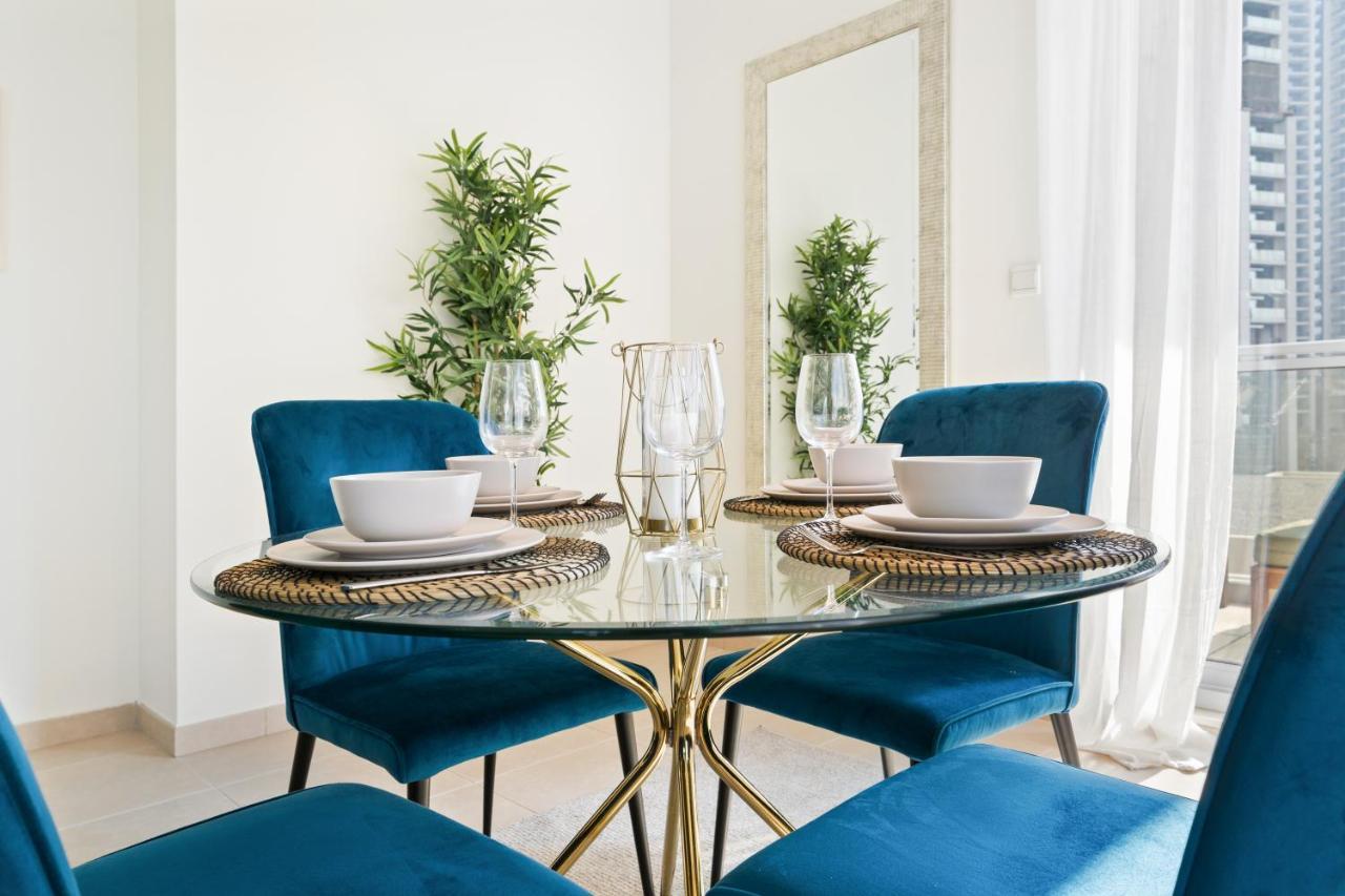 Stylish Apartment With Partial Burj Khalifa View Dubaj Zewnętrze zdjęcie